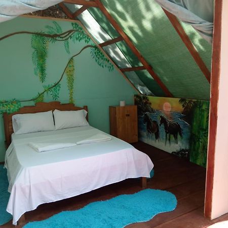 Pirate Drake Beach Hostel & Tour Company Drakes Bay Esterno foto